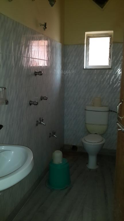 Отель Rupasi Bangla Калькутта Номер фото
